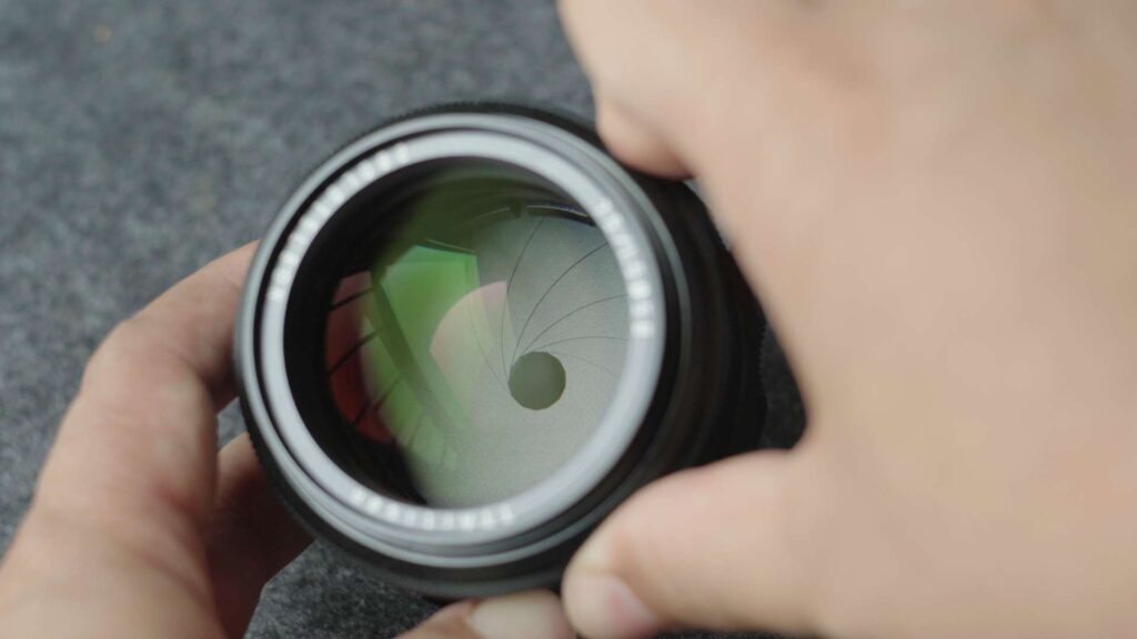 TTArtisan 75mm f1.5 9 blade aperture blades